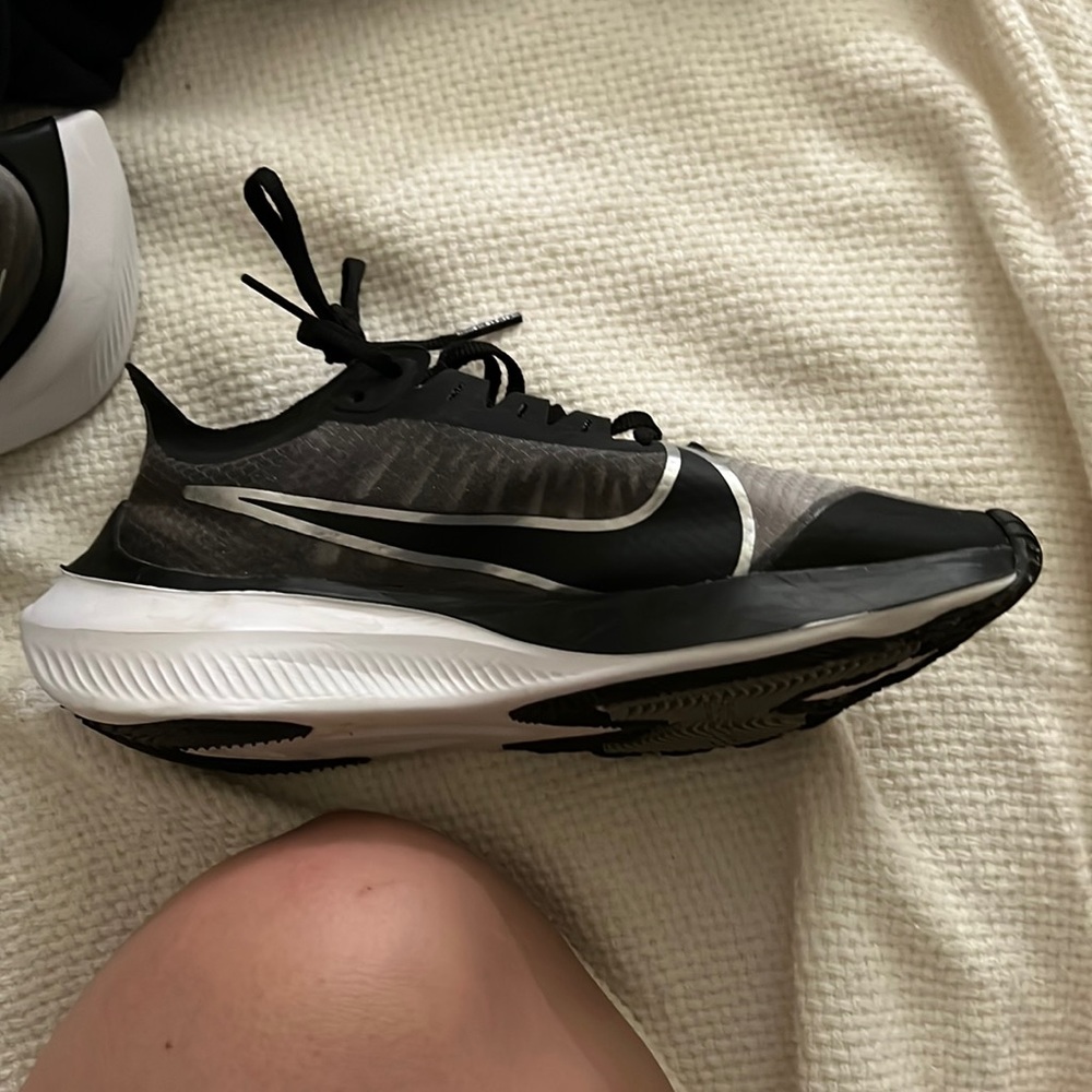 Nike zoom gravity